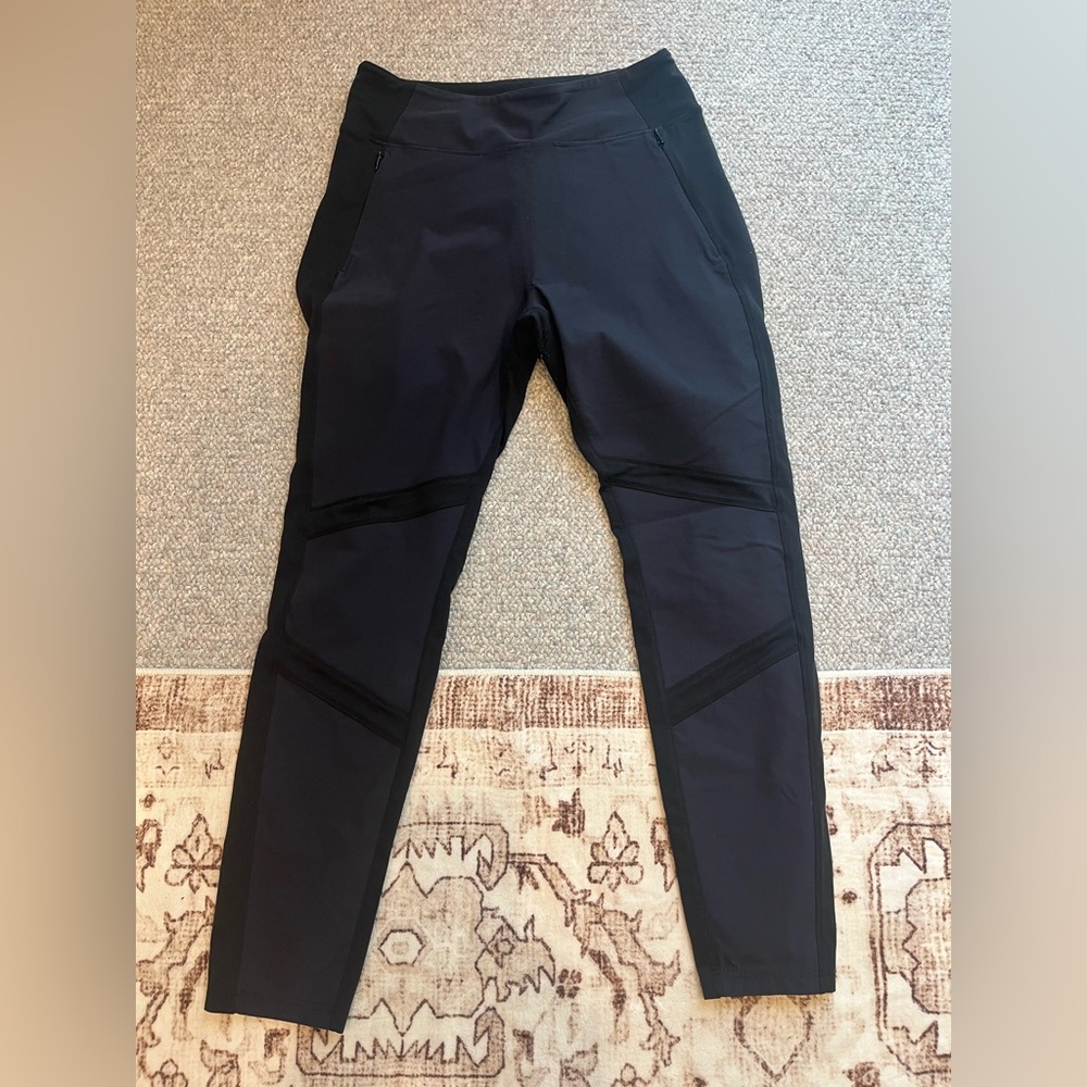 Athleta Leggings/Pants 8